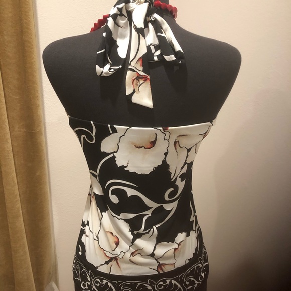 Backless top - Picture 2 of 3